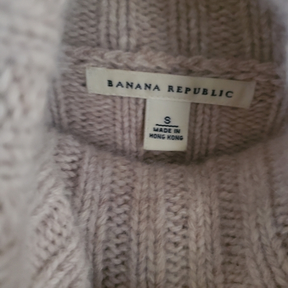 Banana Republic Cable Knit SweaterTurtle Neck 51% Angora Rabbit Hair, 49% Lmb Wo - Picture 6 of 8